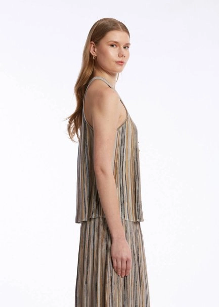 Bej Renk Bloklu Triko Üst - 3