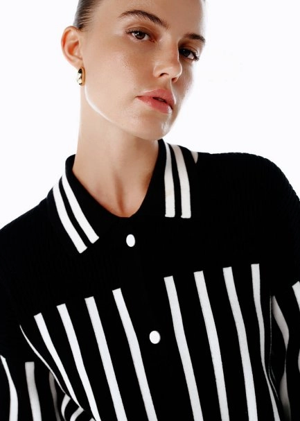 BLACK WHITE CONTRAST STRIPED KNIT BOMBER JACKET - 3