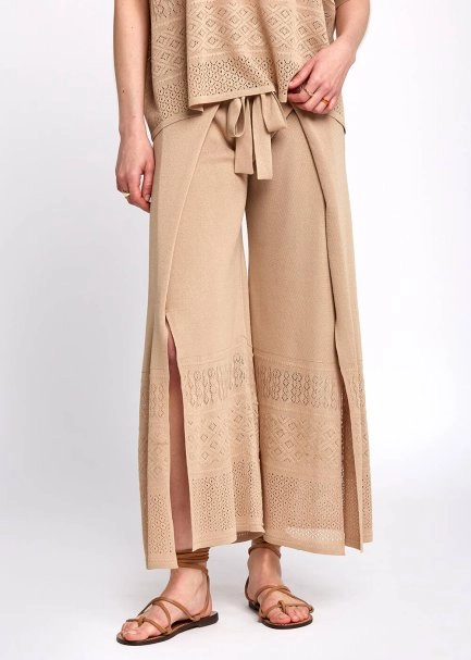 Bohemian Cropped Beige Knit Pants - 1
