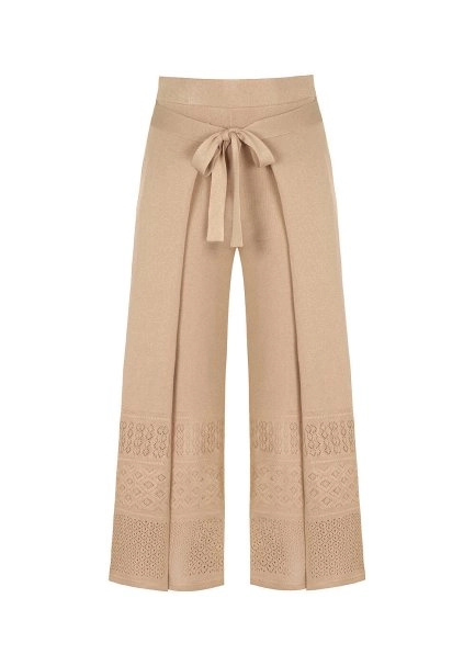 Bohemian Cropped Beige Knit Pants - 8