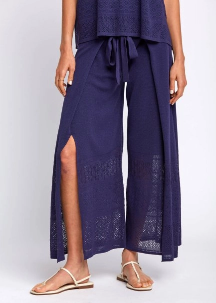 Bohemian Cropped Navy Knit Pants - 1