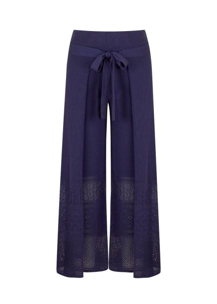 Bohemian Cropped Navy Knit Pants - 8