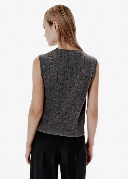 Cable Knit Detail Grey Vest - 5