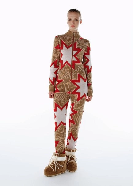 CAMEL ICONIC APRÈS SKI STAR PATTERNED KNIT JUMPSUIT - 4