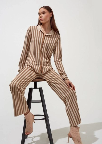 Çizgili Kum Beji Triko Gömlek - 2