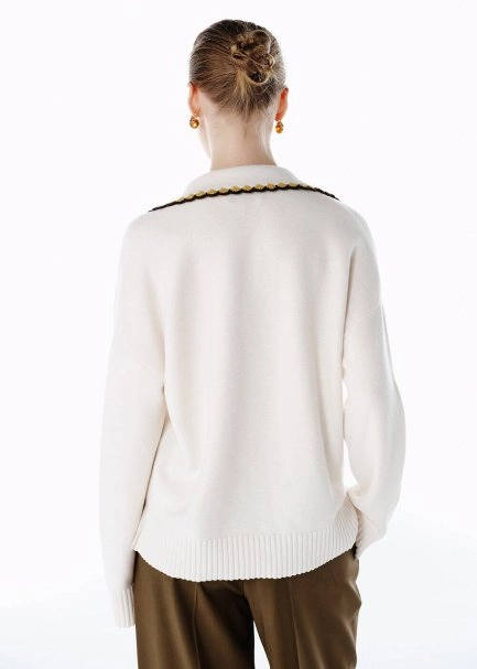 CONTRAST COLOR V NECK CREAM SWEATER - 5