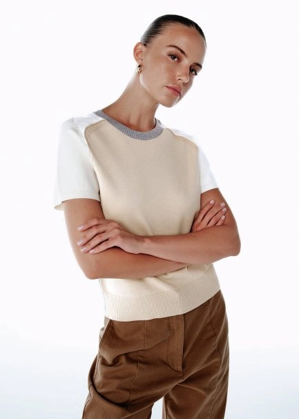 CONTRAST DETAILED KNIT TOP - 4