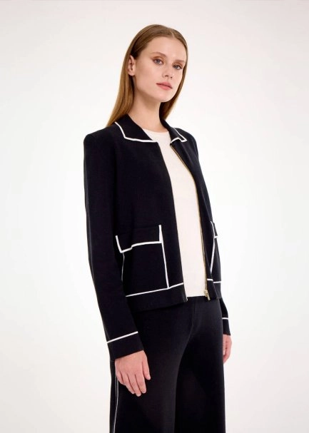 CONTRAST STRIPED SHIRT NECK KNIT JACKET - 4