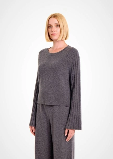 DARK GREY OVERSIZE CASHMERE SWEATER - 4
