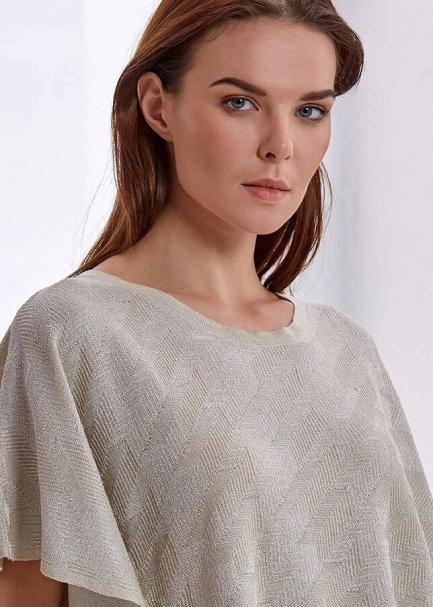 Bej Dökümlü Parlak Triko Üst - 5