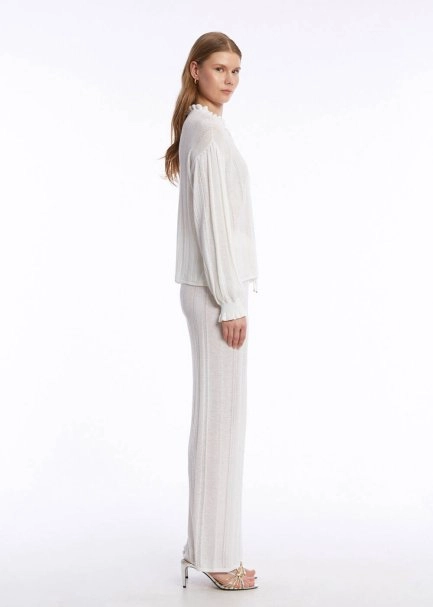 DROP COLLAR SPECIAL DESIGN PEARLY KNIT TOP - 4