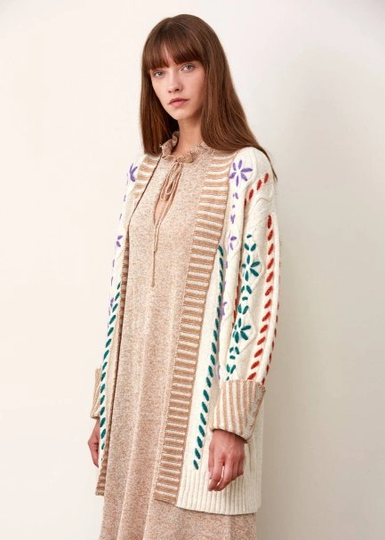 El İşlemeli Bej Yün Triko Hırka - 4