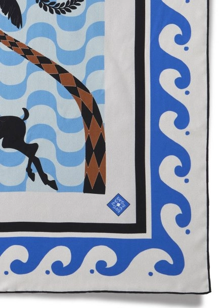 FIGURATIVE PATTERN PHERAHS LOGOED PURE SILK SCARF - 3