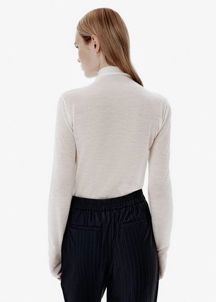 Fine Knit Turtleneck Ecru Sweater - 5