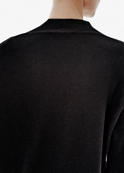 Fine Knit V Neck Black Sweater - 4