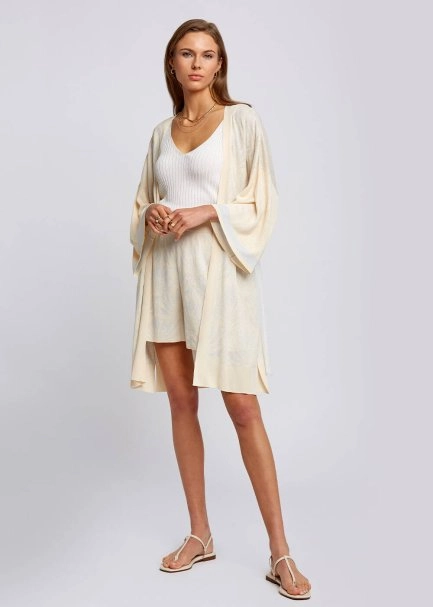 Floral Desenli Bej Triko Şort - 5