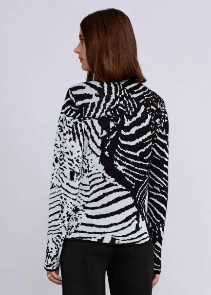Intarsia Jacquard Detail Black White Knit Top - 3
