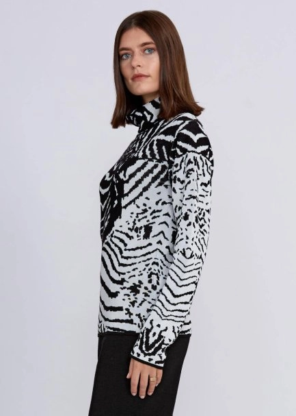 Intarsia Jacquard Detail Black White Knit Top - 4