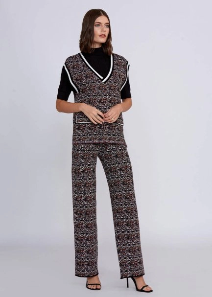 Jacquard Detailed Jeweled Button Knit Vest - 5