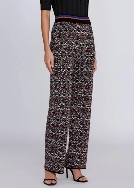 Jacquard Detailed Regular Fit Knit Pants - 4