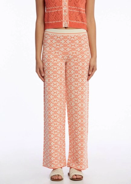 JACQUARD PATTERN APRICOT KNIT PANTS - 1