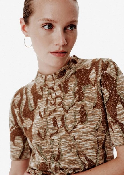 Jacquard-Pattern Stand-Collar Knit Top - 4