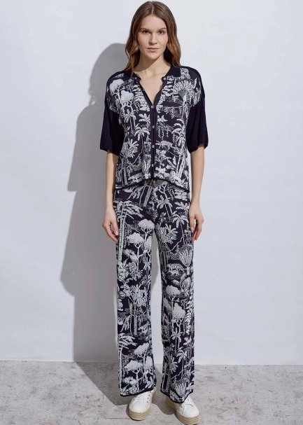 Jungle Pattern Ecru Navy Knıt Top - 2