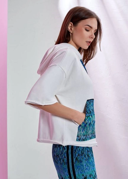 Kapişonlu Beyaz Sweatshirt - 4
