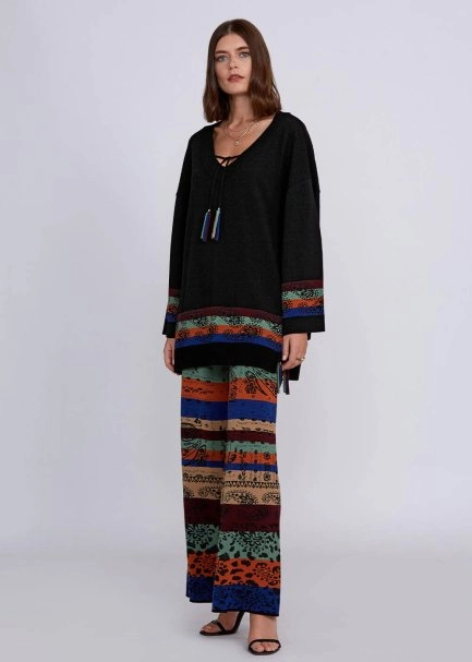 Kaşmir Yün Karışımlı V Yaka Siyah Triko Tunik - 5