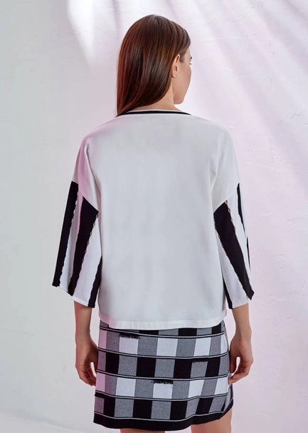 Kolları Triko Detaylı Beyaz T-Shirt - 3