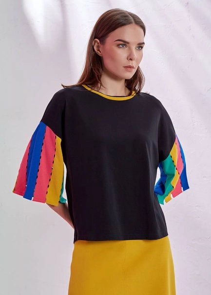 Kolları Triko Detaylı Siyah T-Shirt - 2