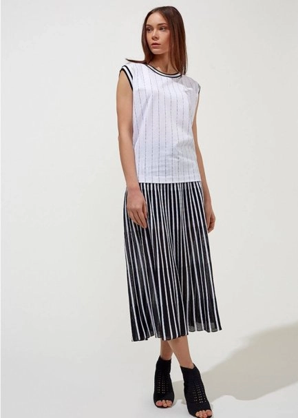 Kolsuz Beyaz Pamuk T-Shirt - 2