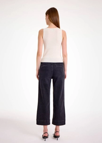 Merino Yün Karışımlı V Yaka Ekru Triko Üst - 5