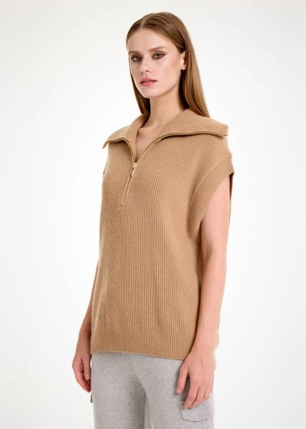 OVERSIZE CAMEL KNIT VEST - 3