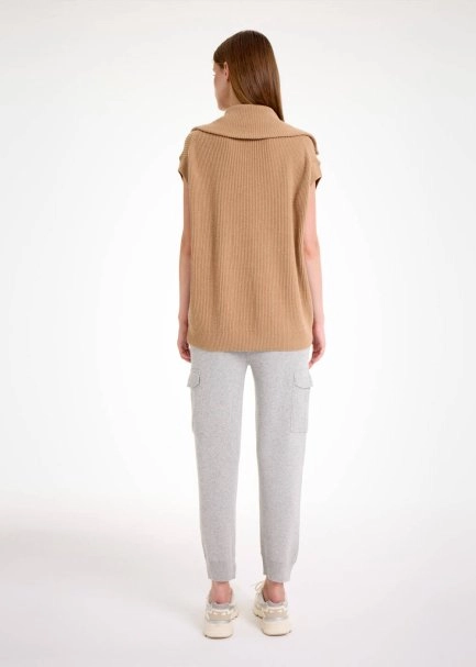 OVERSIZE CAMEL KNIT VEST - 5