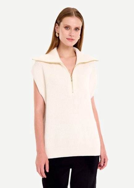 OVERSIZE ECRU KNIT VEST - 5