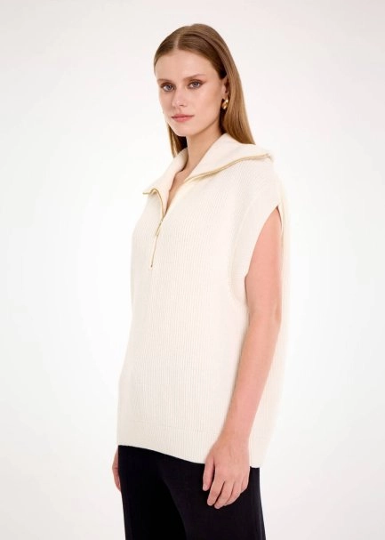 OVERSIZE ECRU KNIT VEST - 3