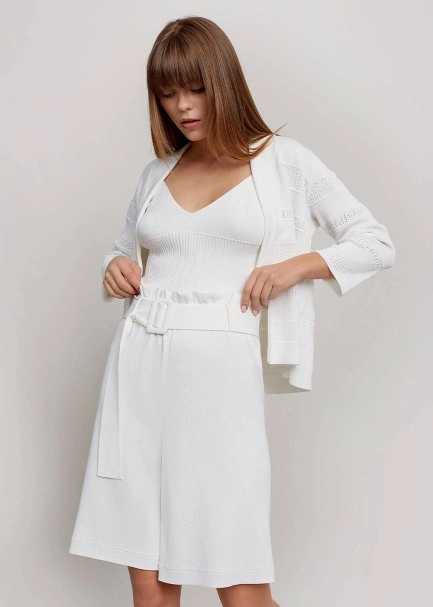 Paper-Bag White Knit Bermuda Shorts - 4