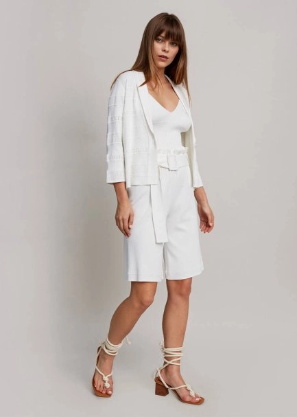 Paper-Bag White Knit Bermuda Shorts - 5