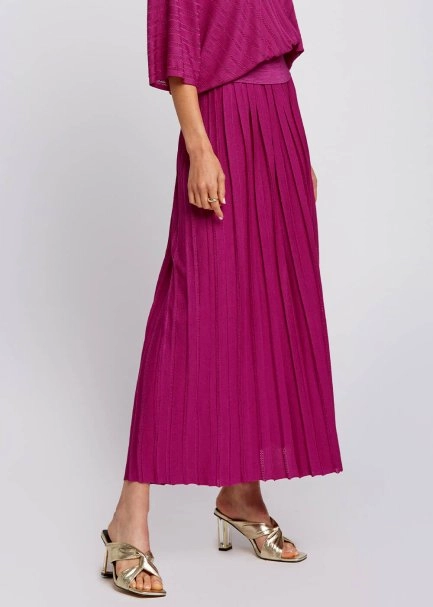 Pleated Maxi Fuchsia Knit Skirt - 4
