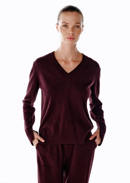 PLUM V NECK CASHMERE SWEATER - 1