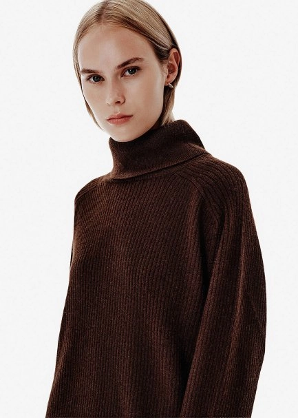 Rib Knit Roll-Neck Coffee Oversıze Cashmere Sweater - 3