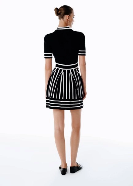 Siyah Beyaz Kontrast Çizgili Pileli Triko Elbise - 5