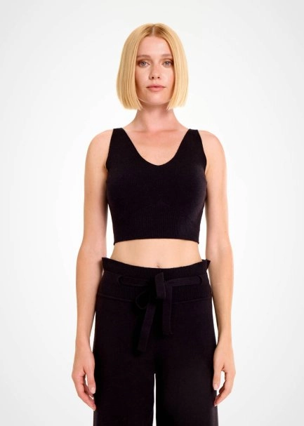 V NECK CROP BLACK KNIT TOP - 1