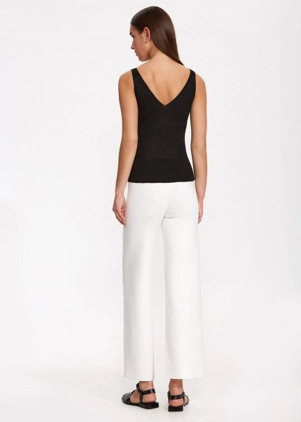 V Neck Ribbed Black Knit Top - 5