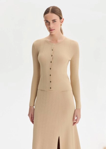 Yırtmaç Detaylı Bej Triko Etek - 5