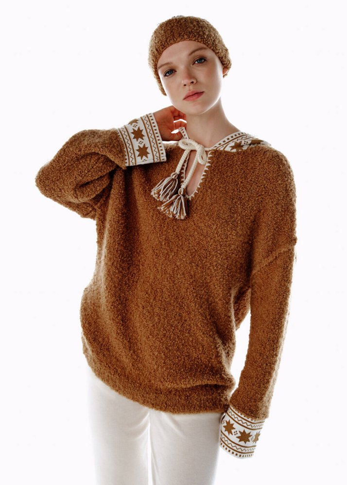 KNITSS - ALPACA BLEND STAR PATTERNED HOODED SWEATER