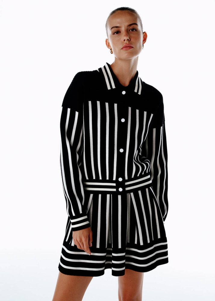 KNITSS - BLACK WHITE CONTRAST STRIPED KNIT BOMBER JACKET