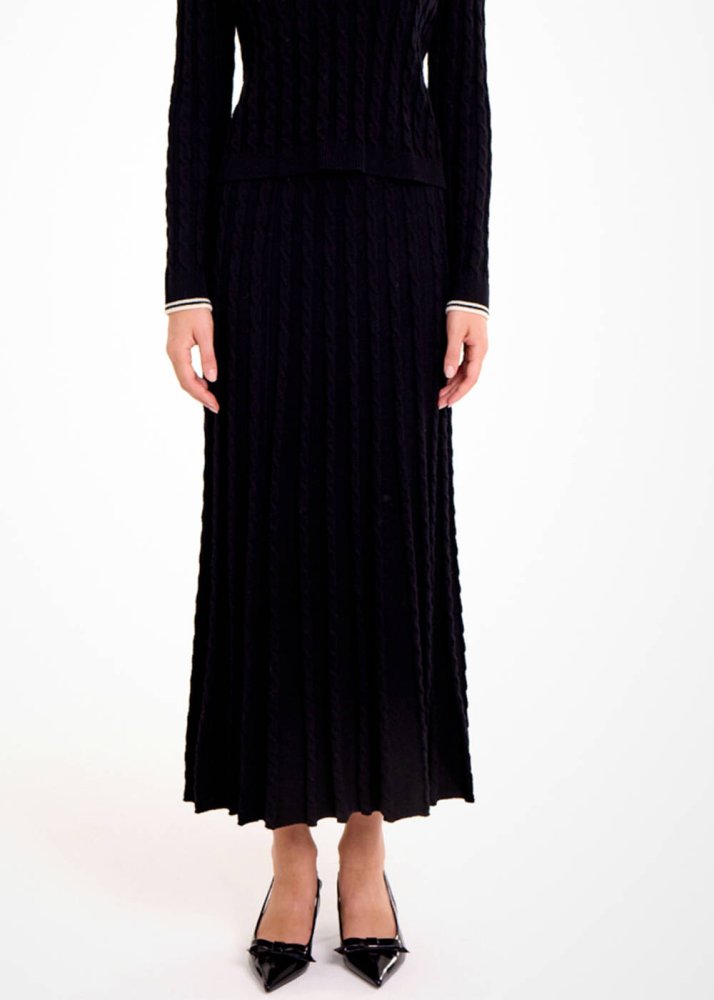 KNITSS - CABLE CONTRAST MIDI LEG BLACK KNIT SKIRT