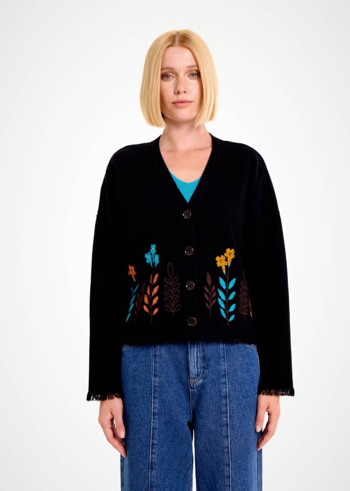 KNITSS - CASHMERE BLEND FLOWER EMBROIDERED KNIT CARDIGAN